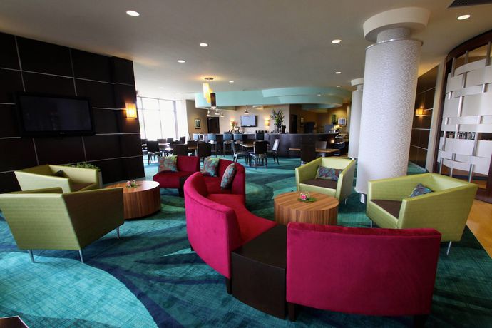 Imagen del bar/restaurante del Hotel Springhill Suites Green Bay. Foto 2