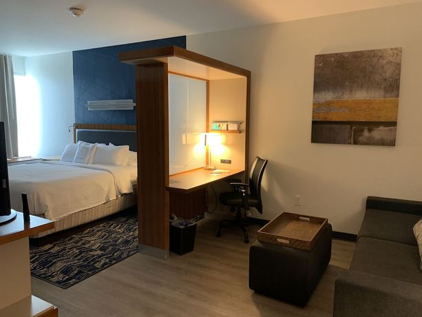 Imagen de la habitación del Hotel Springhill Suites Houston Baytown. Foto 9