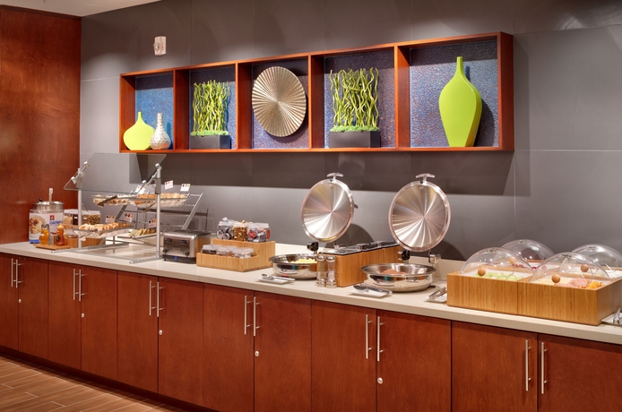 Imagen del bar/restaurante del Hotel Springhill Suites Houston I-45 North. Foto 3