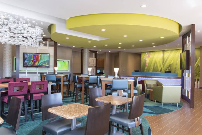 Imagen de los interiores del Hotel Springhill Suites Houston Sugar Land. Foto 15