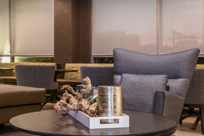Imagen de los interiores del Hotel Springhill Suites Huntsville Downtown. Foto 13