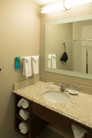 Imagen de la habitación del Hotel Springhill Suites Logan. Foto 16