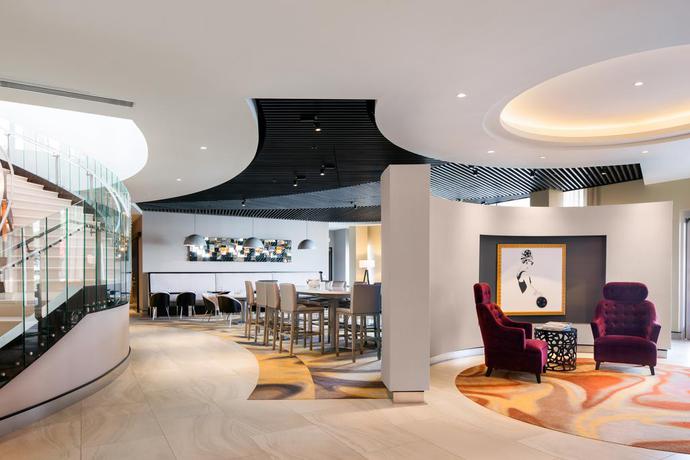 Imagen de los interiores del Hotel Springhill Suites Los Angeles Burbank/downtown. Foto 9