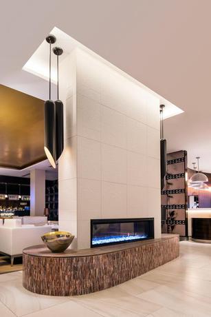 Imagen de los interiores del Hotel Springhill Suites Los Angeles Burbank/downtown. Foto 14