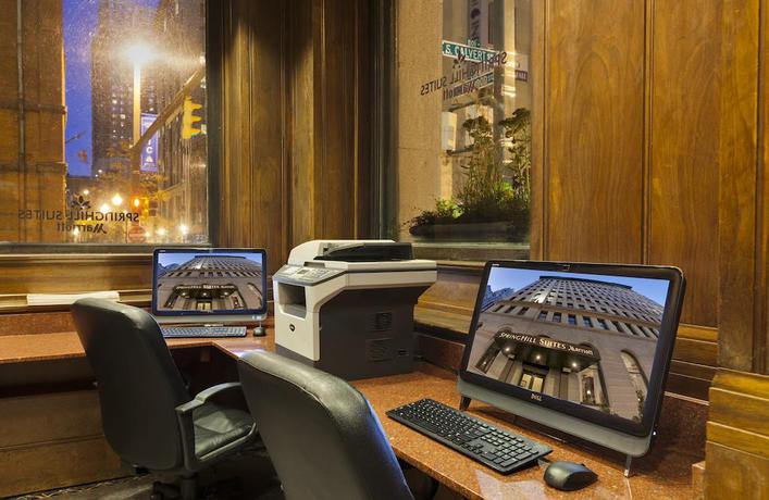 Imagen de los interiores del Hotel Springhill Suites Marriott Baltimore Downtown/inner Harbor. Foto 7