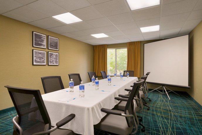 Imagen de los interiores del Hotel Springhill Suites Marriott Little Rock West. Foto 13