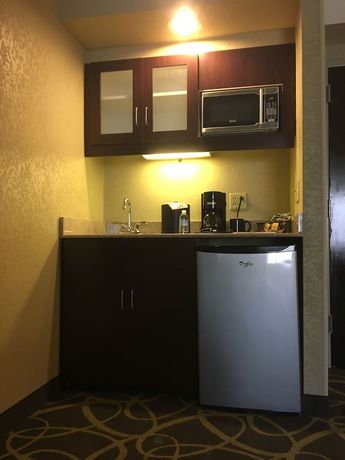 Imagen de la habitación del Hotel Springhill Suites Marriott Quail Springs. Foto 6