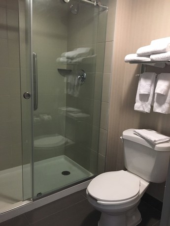Imagen de la habitación del Hotel Springhill Suites Marriott Quail Springs. Foto 9