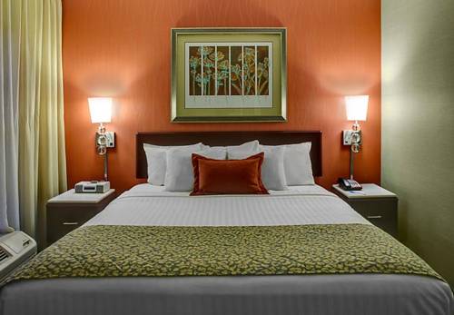 Imagen de la habitación del Hotel Springhill Suites Memphis Downtown. Foto 9