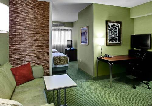 Imagen de la habitación del Hotel Springhill Suites Memphis Downtown. Foto 11
