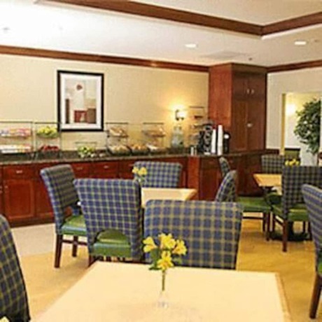 Imagen del bar/restaurante del Hotel Springhill Suites Newnan. Foto 4