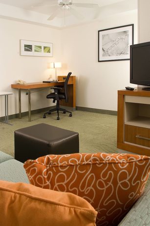 Imagen de la habitación del Hotel Springhill Suites Orlando Convention Center. Foto 11