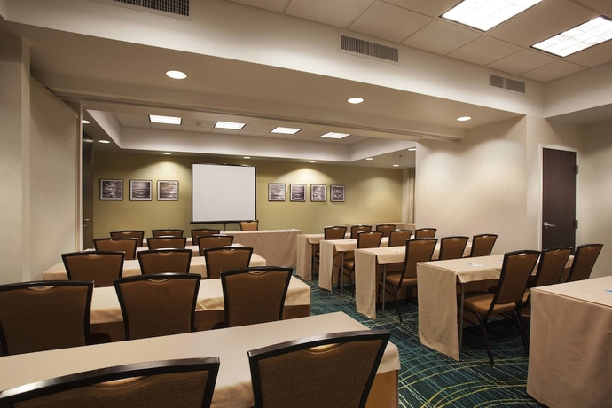 Imagen de los interiores del Hotel Springhill Suites Phoenix Airport/tempe. Foto 16