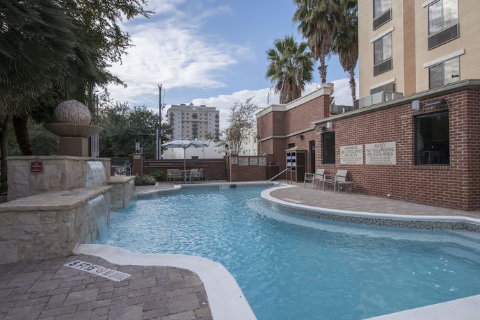 Imagen de la piscina del Hotel Springhill Suites San Antonio Downtown/riverwalk Area. Foto 14