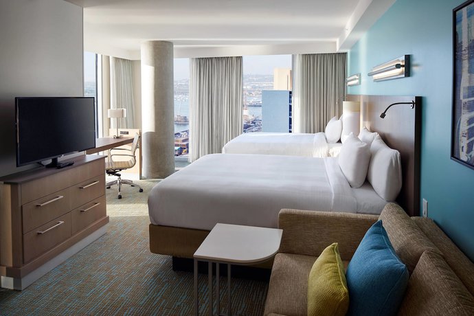 Imagen de la habitación del Hotel Springhill Suites San Diego Downtown/Bayfront. Foto 3