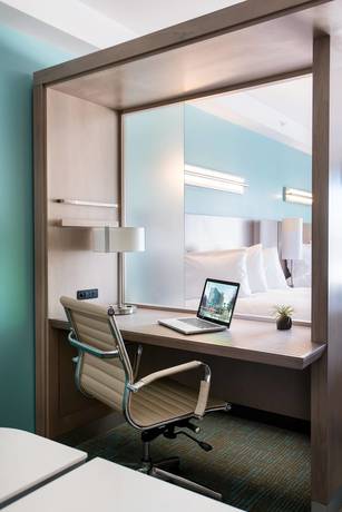 Imagen de la habitación del Hotel Springhill Suites San Diego Downtown/Bayfront. Foto 4