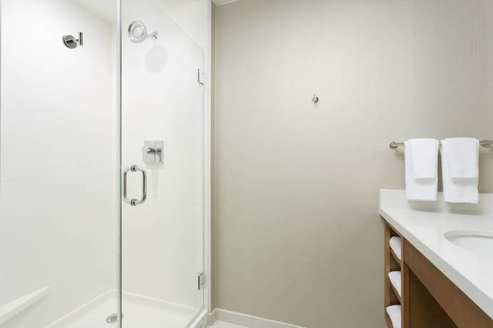 Imagen de la habitación del Hotel Springhill Suites San Diego Mission Valley. Foto 6