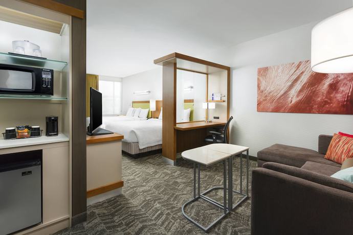 Imagen de la habitación del Hotel Springhill Suites San Diego Mission Valley. Foto 11