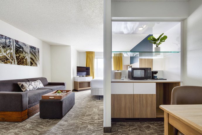Imagen de la habitación del Hotel Springhill Suites Tempe At Arizona Mills Mall. Foto 10