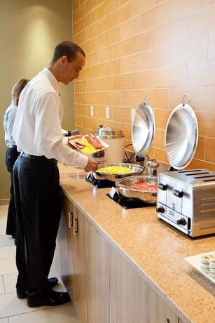 Imagen del bar/restaurante del Hotel Springhill Suites Wenatchee. Foto 8