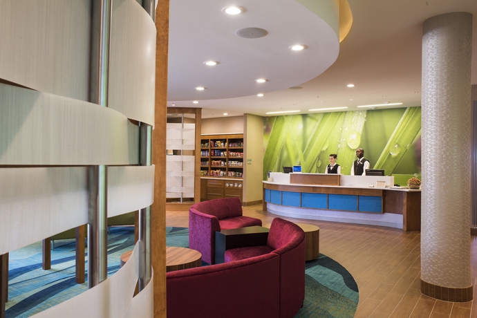 Imagen de los interiores del Hotel Springhill Suites Wisconsin Dells. Foto 19