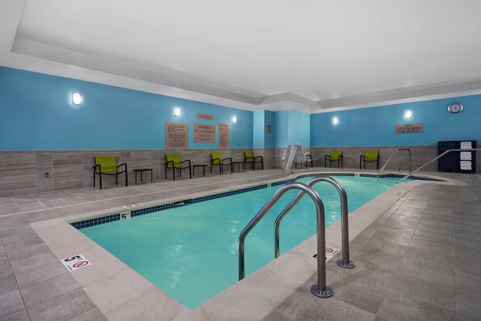 Imagen de los interiores del Hotel Springhill Suites by Marriott Hartford Cromwell. Foto 14
