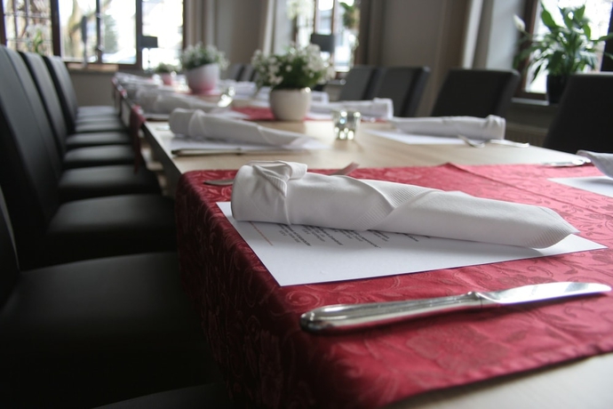 Imagen del bar/restaurante del Hotel Springmanns Parkschl&ouml;sschen Lichtenstein. Foto 5