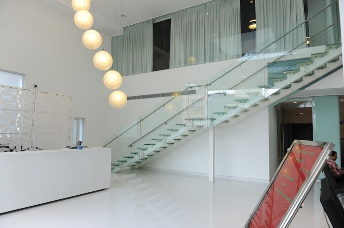 Imagen de los interiores del Hotel Springs and Spa. Foto 16