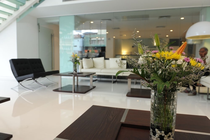 Imagen de los interiores del Hotel Springs and Spa. Foto 19