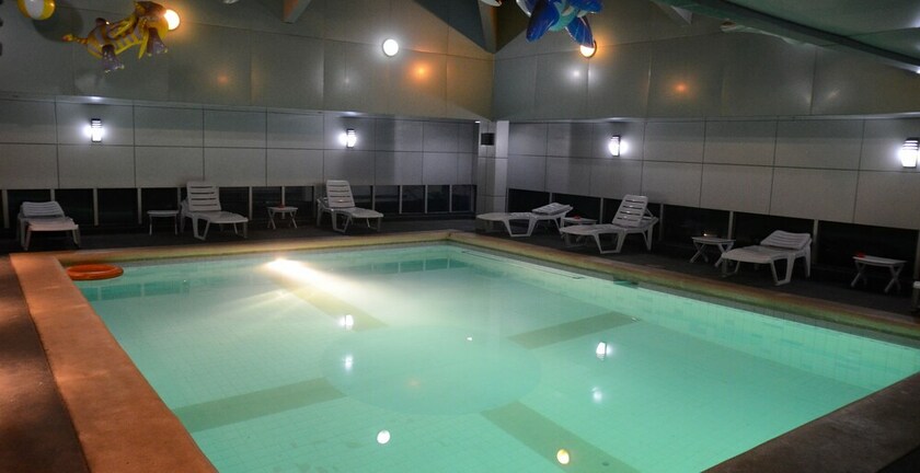 Imagen de la piscina del Hotel Sprout Rooms. Foto 25