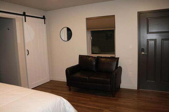 Imagen de la habitación del Hotel Spruce Lodge. Foto 13