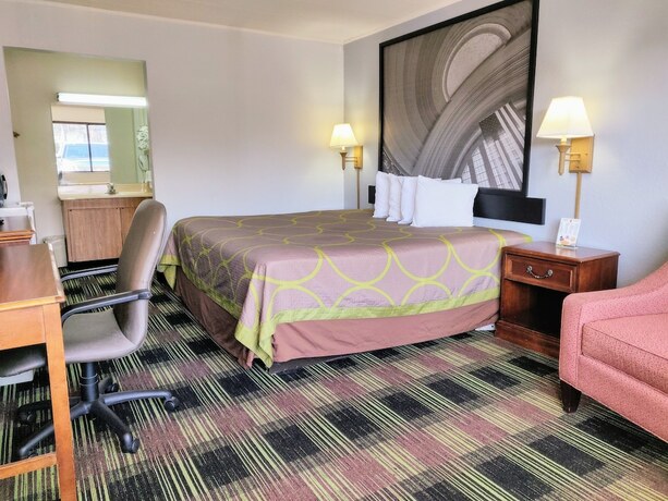 Imagen de la habitación del Hotel Sprucewood Inn. Foto 16