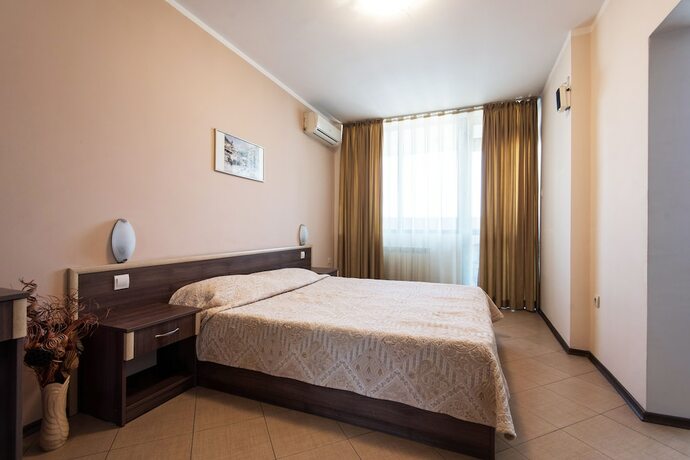 Imagen de la habitación del Hotel Sps. Foto 34