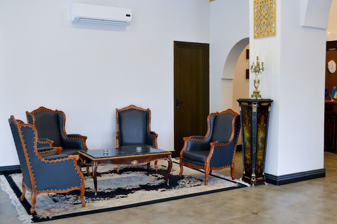 Imagen de los interiores del Hotel Sputnik Batumi. Foto 19