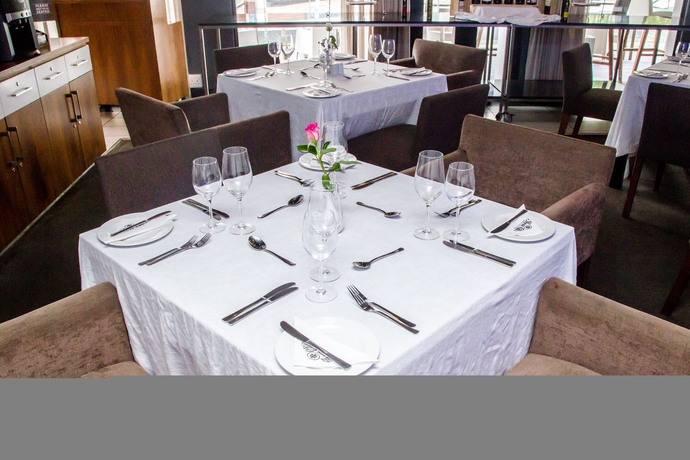 Imagen del bar/restaurante del Hotel Square Boutique Hotel By Misty Blue Hotels. Foto 2