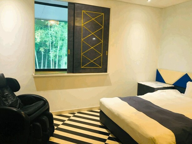 Imagen de la habitación del Hotel Square Fujigiotenba. Foto 14