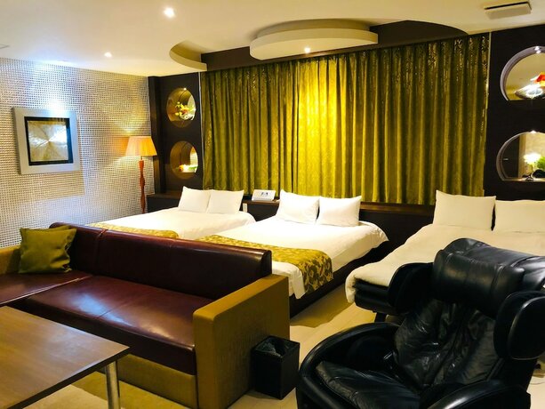 Imagen de la habitación del Hotel Square Fujigiotenba. Foto 18