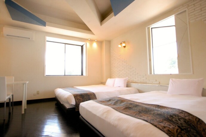 Imagen de la habitación del Hotel Square Fujigiotenba. Foto 19
