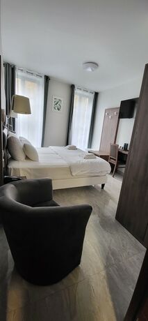 Imagen de la habitación del Hotel Square H&ocirc;tel, Nimes. Foto 14