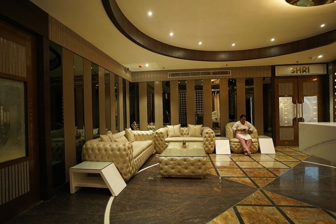 Imagen de los interiores del Hotel Square S. Foto 16