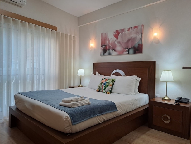 Imagen de la habitación del Hotel Square, SERTA. Foto 4