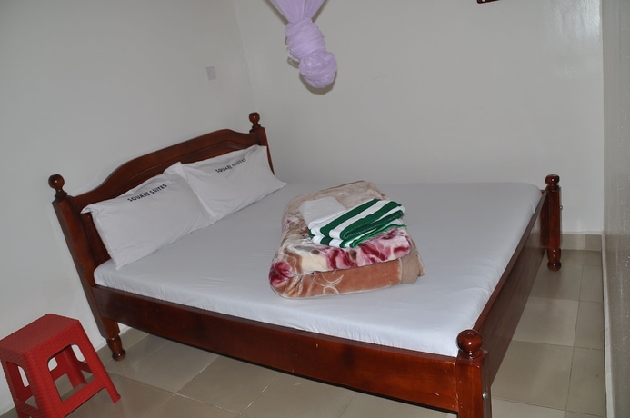 Imagen de la habitación del Hotel Square Suites. Foto 8