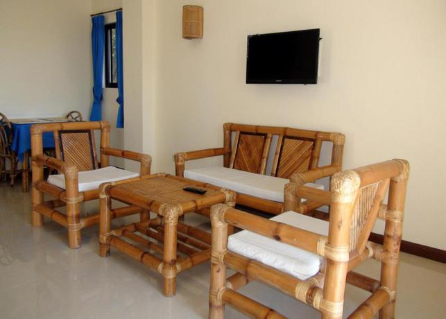 Imagen general del Hotel Squares Beachfront Apartments. Foto 5