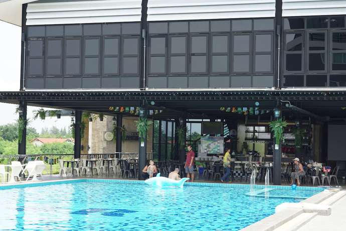 Imagen de la piscina del Hotel Sr Residence. Foto 14