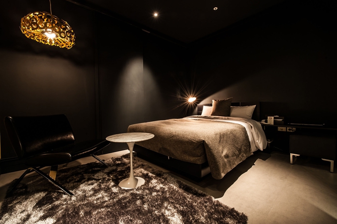 Imagen de la habitación del Hotel Sr Sadang. Foto 9