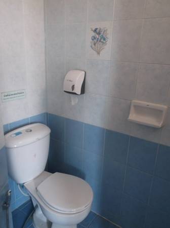 Imagen de la habitación del Hotel Sr, Surat Thani. Foto 9