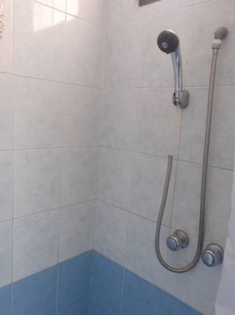 Imagen de la habitación del Hotel Sr, Surat Thani. Foto 10