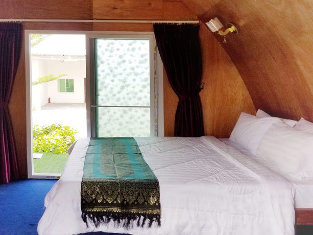 Imagen de la habitación del Hotel Sre Ambil Resort. Foto 7