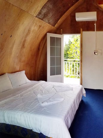 Imagen de la habitación del Hotel Sre Ambil Resort. Foto 10