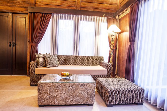 Imagen de la habitación del Hotel Sri Abi Ratu Villa. Foto 17